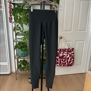 ALO High-Waisted Airlift Leggings. Size Medium. 24.75” inseam.